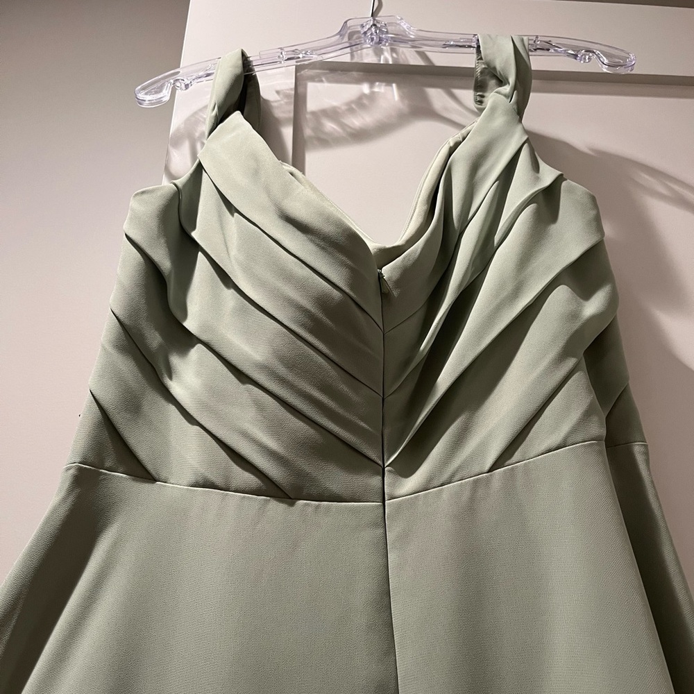NWT Sorella Vita size 16 off shoulder design, color sage, style 9150 - Picture 8 of 13